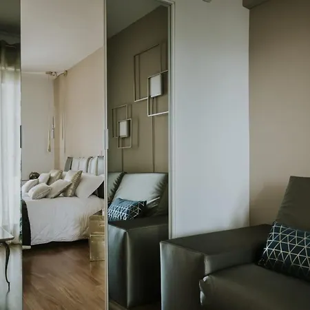 Riflessi Room&suite Aparthotel *